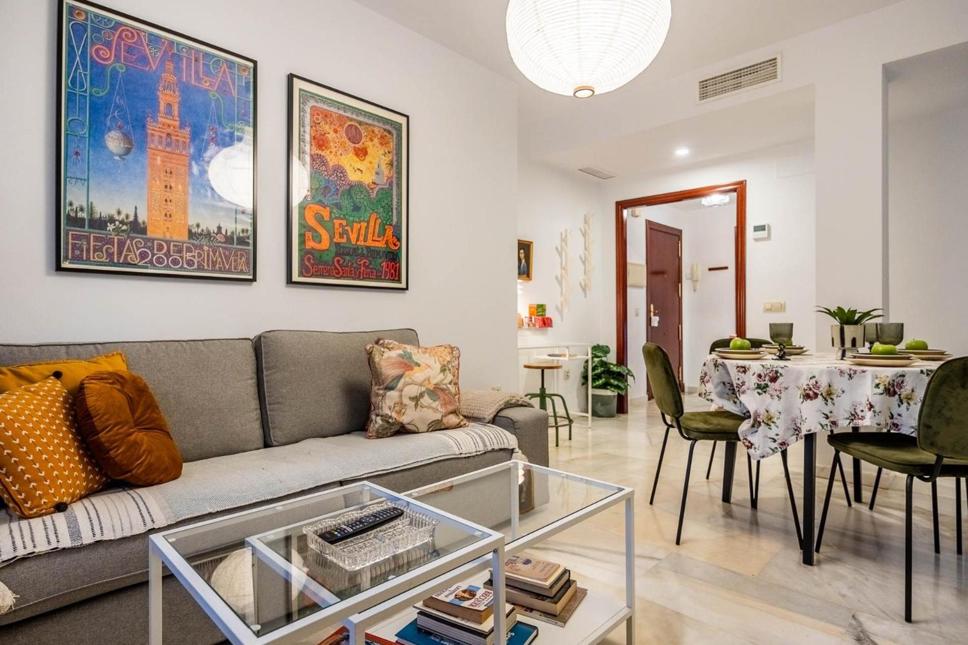 Piso Con Patio Privado Y Parking Nervion Sevilla Exteriör bild